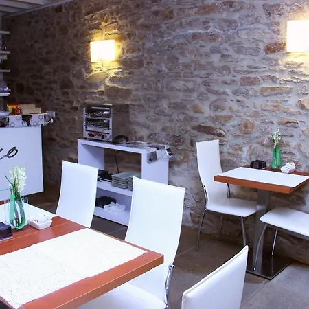 Montenegro Compostela 2*