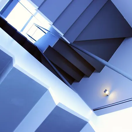 Montenegro Compostela 2*