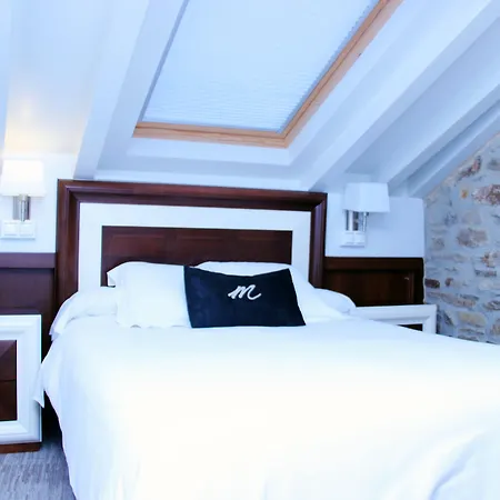 فندق Montenegro Compostela