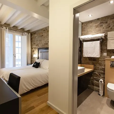 Montenegro Compostela Ξενοδοχείο 2*