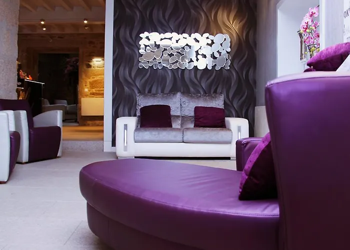 Montenegro Compostela Otel 2*