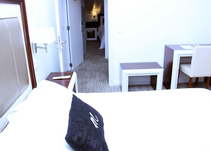 Montenegro Compostela Hotell 2*