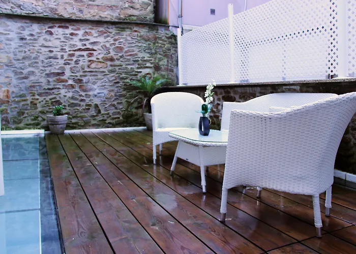 Otel Montenegro Compostela 2*