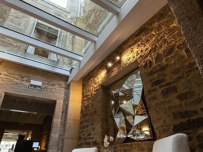 Hotel Montenegro Compostela 2*