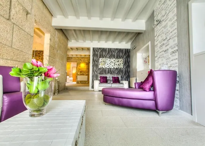 Otel Montenegro Compostela